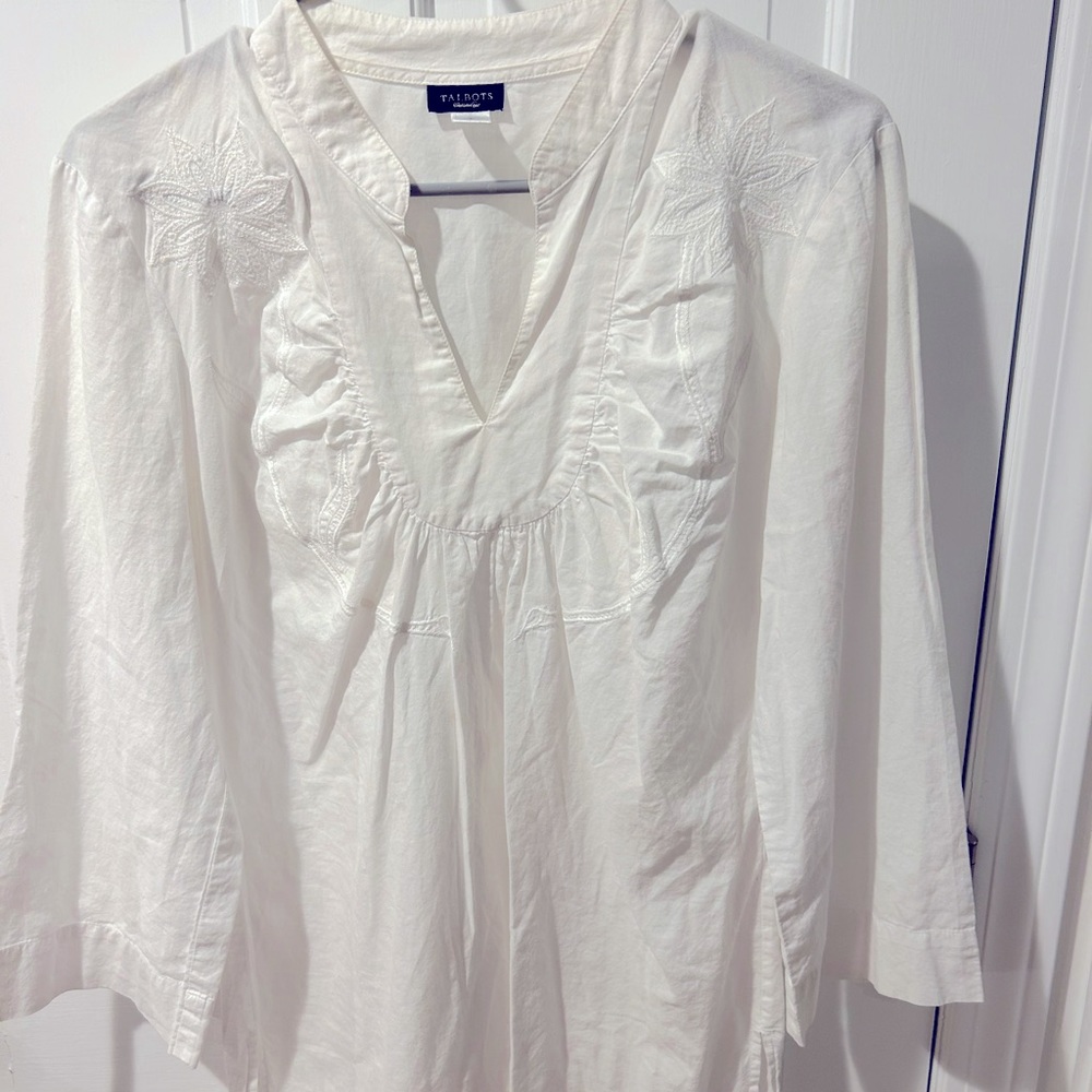 White Floral Embroidered Talbots Tunic Long Sleeve